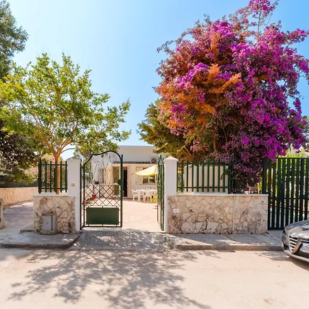 Holiday home Fontanelle 450